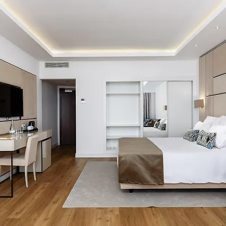 Jupiter Hotel 5*