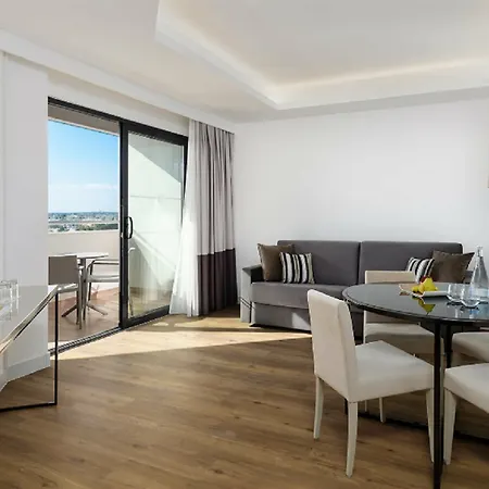 Jupiter Hotel 5*